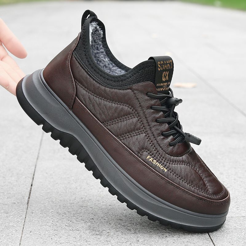 Sapatos masculinos de algodão com sola grossa para outono e inverno de 2025.